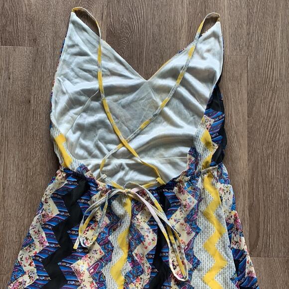 Tobi Patchwork Zig Zag Maxi Dress Cross Tie Back Size Small - Picture 6 of 8